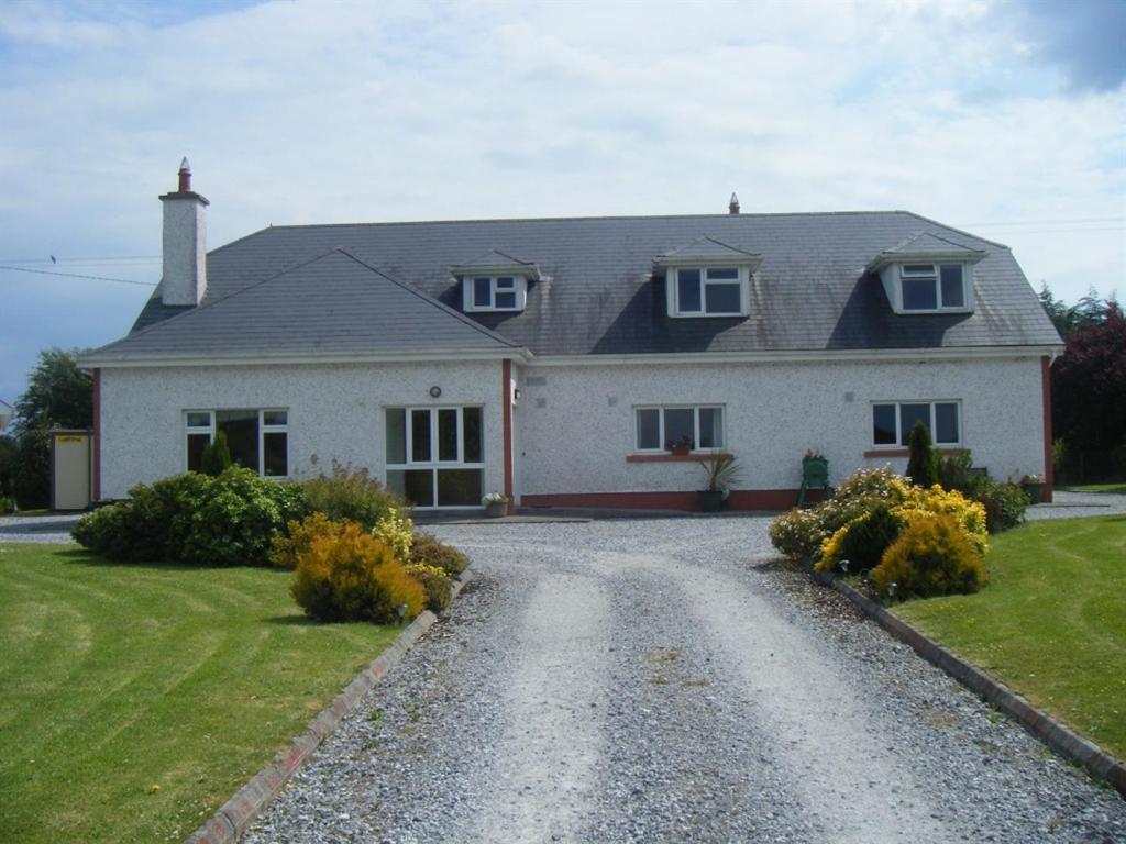ดัน โครเมน เบด แอนด์ เบรกฟาสต์ Bed & Breakfast Banagher ภายนอก รูปภาพ